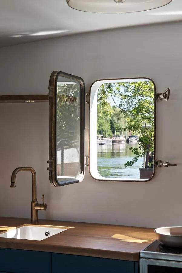 Escale Sur Seine Hotel Paris Botel